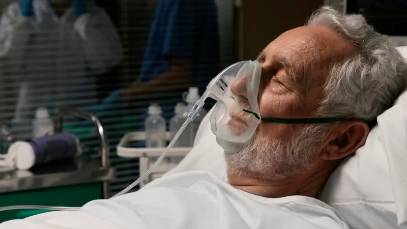 La insuficiencia respiratoria grave es una de las complicaciones habituales de la neumonía bilateral